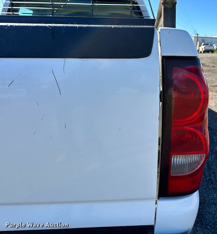 image for item NQ9530 2007 Chevrolet  Silverado 1500 Ext. Cab pickup truck