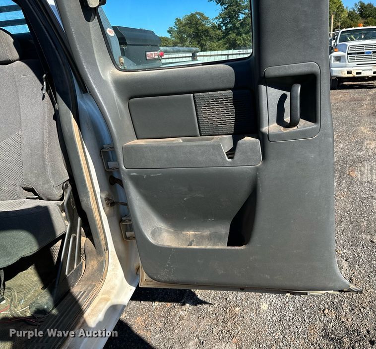 image for item NQ9530 2007 Chevrolet  Silverado 1500 Ext. Cab pickup truck