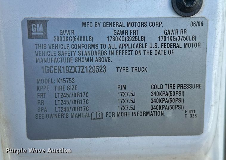 image for item NQ9530 2007 Chevrolet  Silverado 1500 Ext. Cab pickup truck