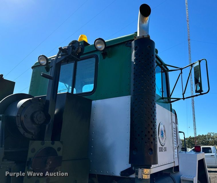 image for item NQ9531 2012 AM General  M916 winch truck