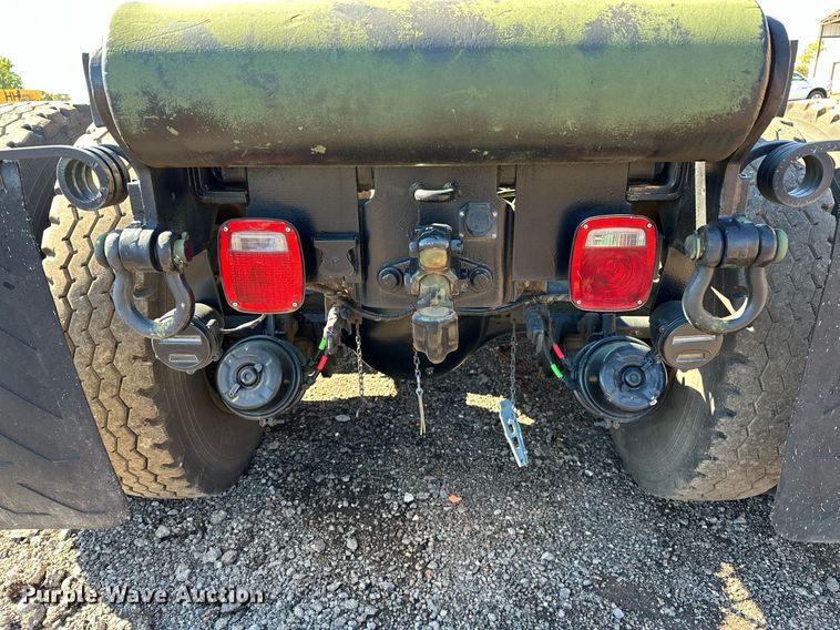 image for item NQ9531 2012 AM General  M916 winch truck