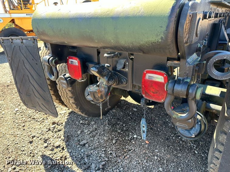 image for item NQ9531 2012 AM General  M916 winch truck