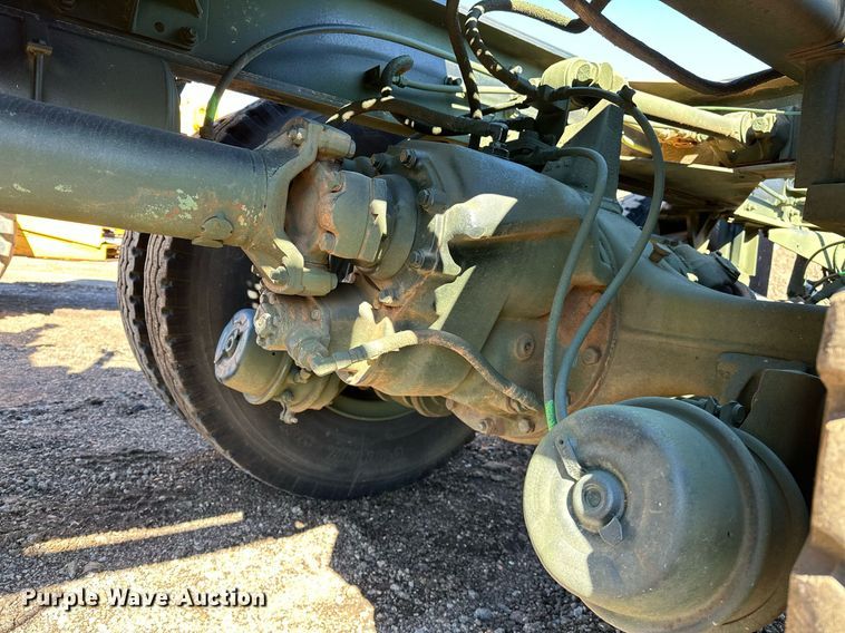 image for item NQ9531 2012 AM General  M916 winch truck