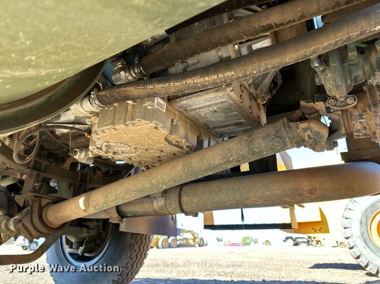 image for item NQ9531 2012 AM General  M916 winch truck