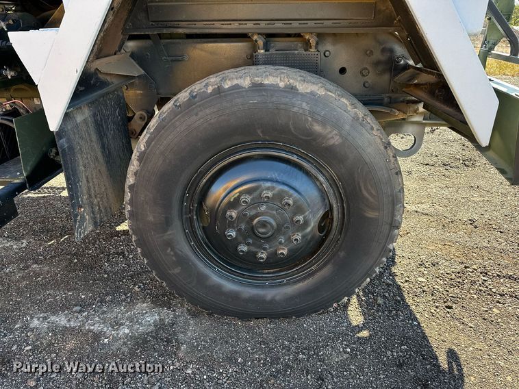 image for item NQ9531 2012 AM General  M916 winch truck