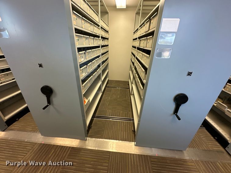 image for item NT9070 Rolling shelf