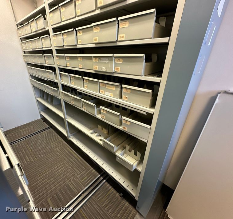 image for item NT9070 Rolling shelf