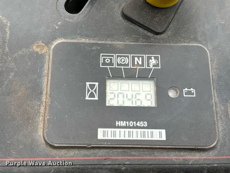 image for item NU9310 (2) ZTR lawn mowers