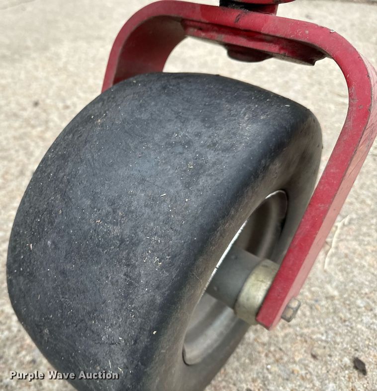 image for item NU9310 (2) ZTR lawn mowers