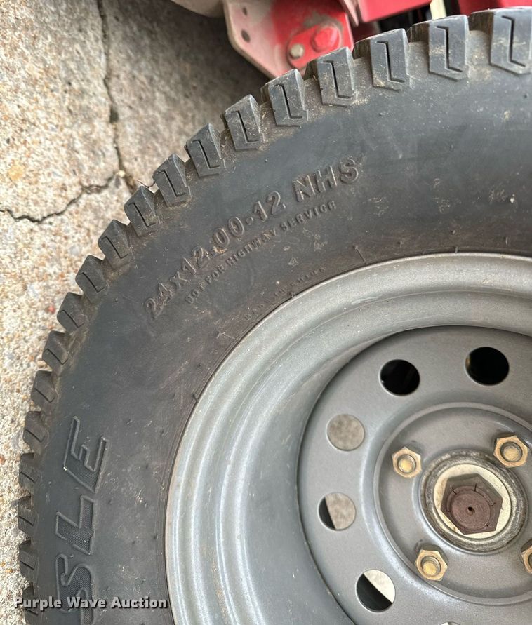 image for item NU9310 (2) ZTR lawn mowers