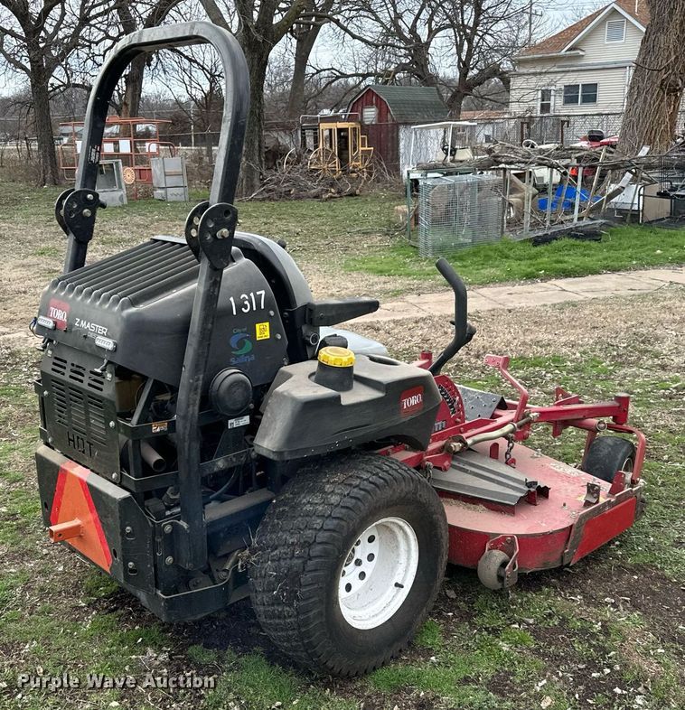 image for item NU9310 (2) ZTR lawn mowers