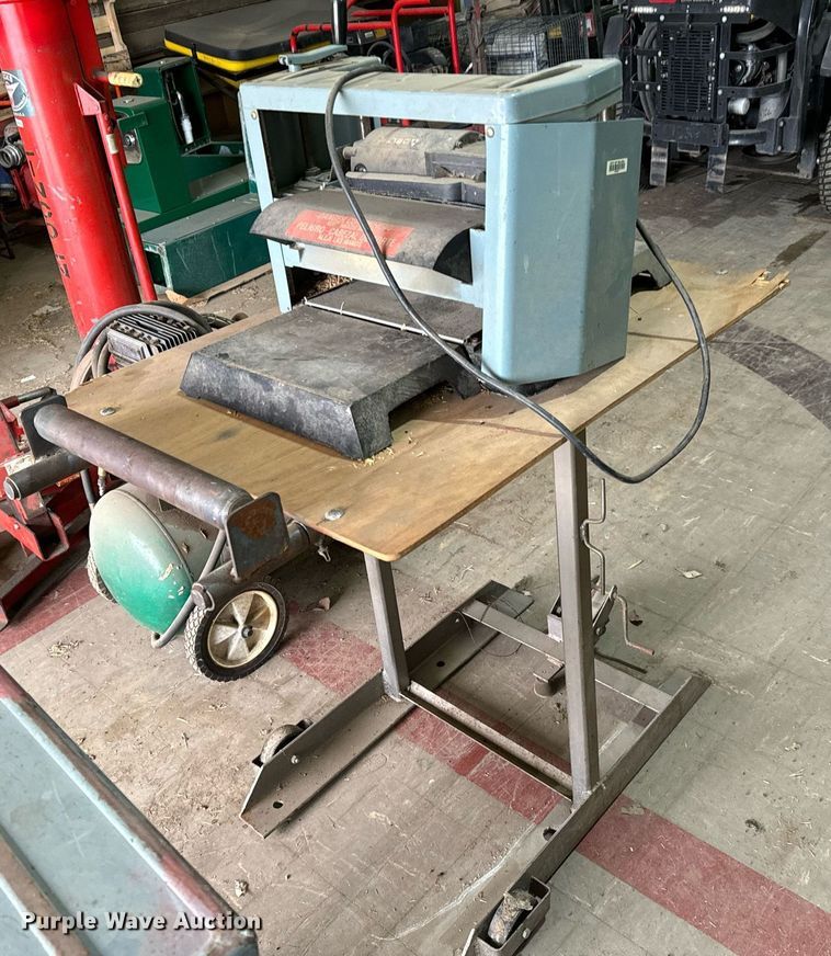 image for item NU9310 (2) ZTR lawn mowers