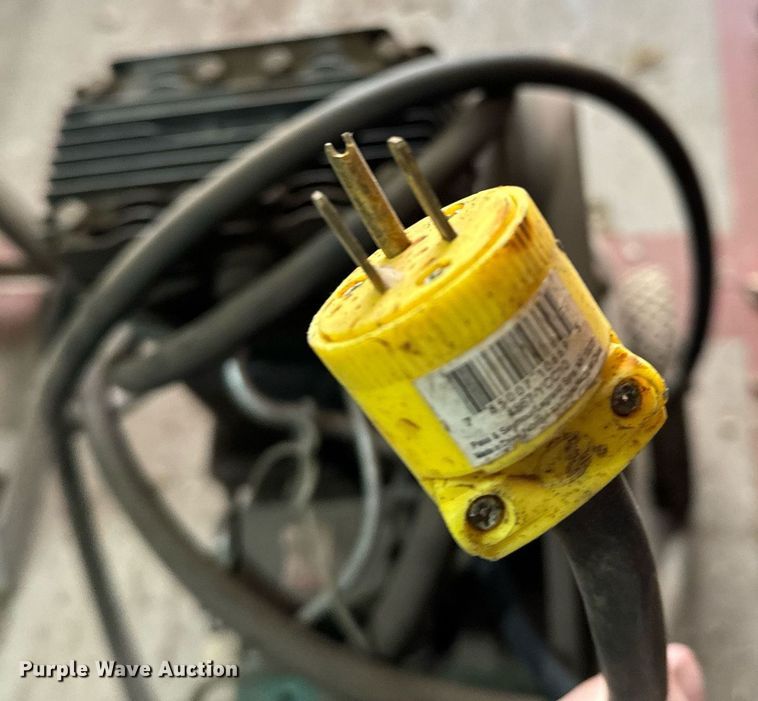 image for item NU9310 (2) ZTR lawn mowers