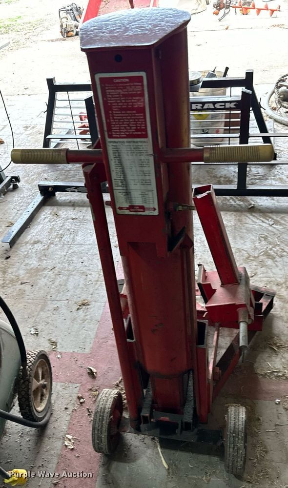 image for item NU9310 (2) ZTR lawn mowers