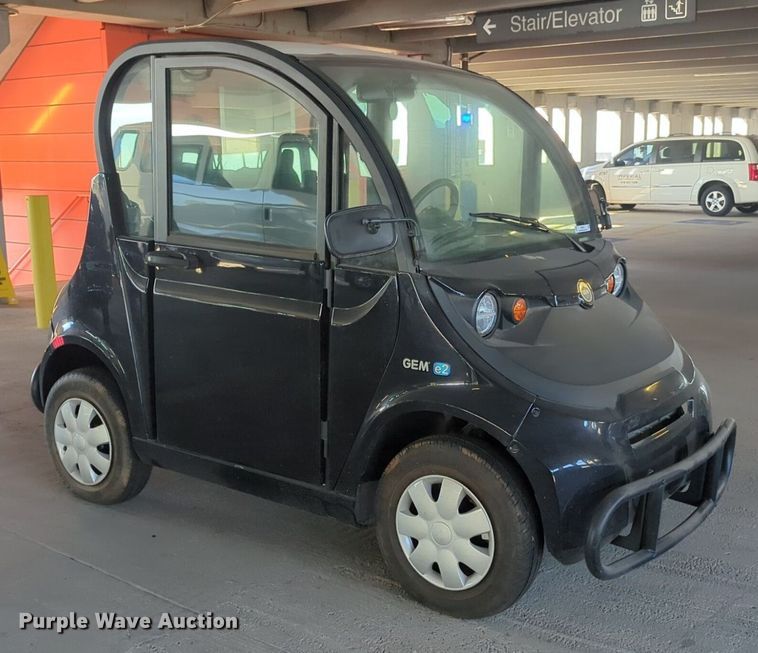 image for item NZ9415 2019 Polaris Gem E2 utility vehicle