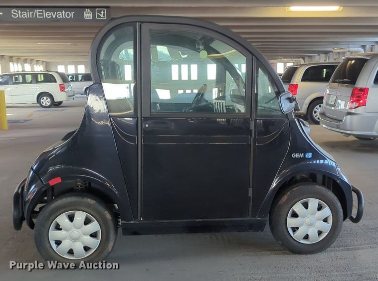 image for item NZ9415 2019 Polaris Gem E2 utility vehicle