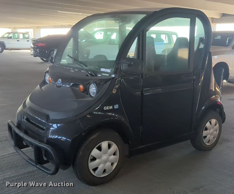 image for item NZ9415 2019 Polaris Gem E2 utility vehicle