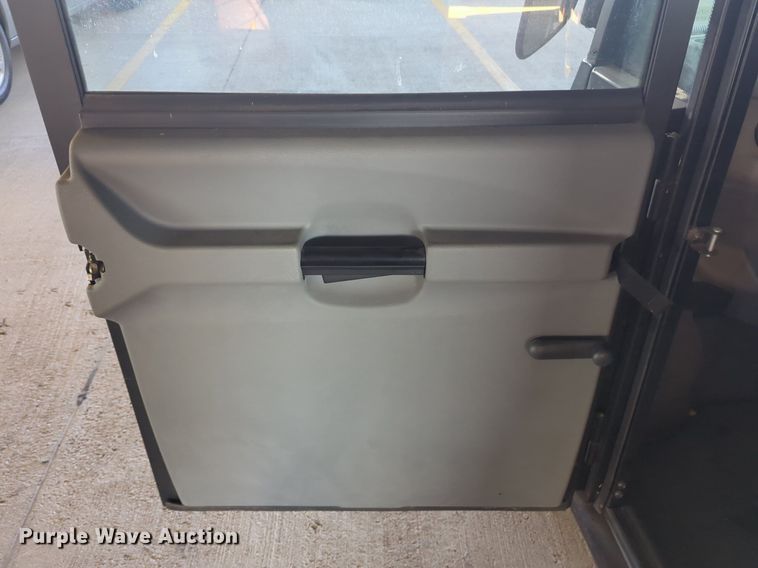 image for item NZ9415 2019 Polaris Gem E2 utility vehicle