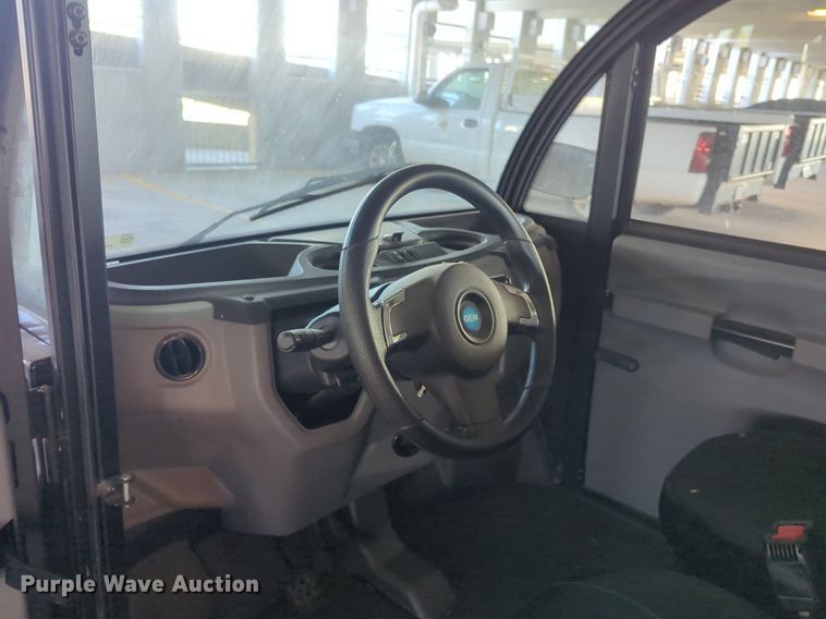 image for item NZ9415 2019 Polaris Gem E2 utility vehicle