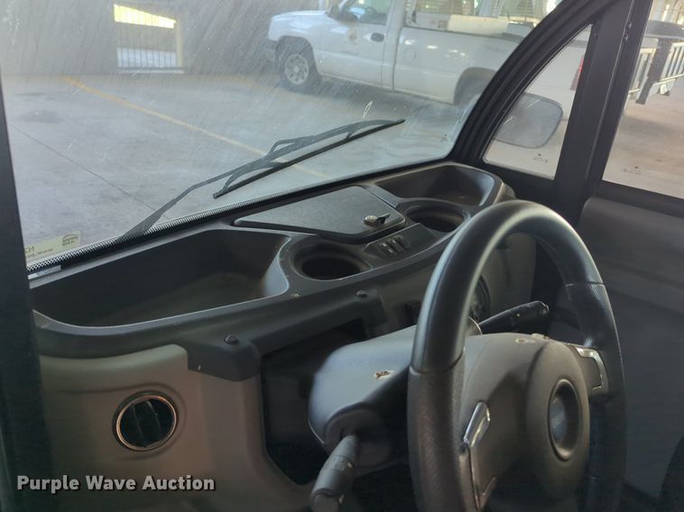 image for item NZ9415 2019 Polaris Gem E2 utility vehicle