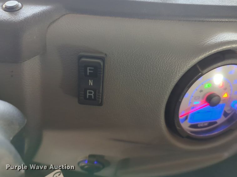 image for item NZ9415 2019 Polaris Gem E2 utility vehicle