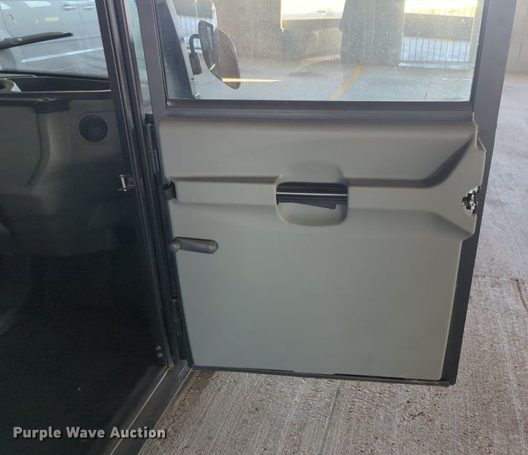 image for item NZ9415 2019 Polaris Gem E2 utility vehicle