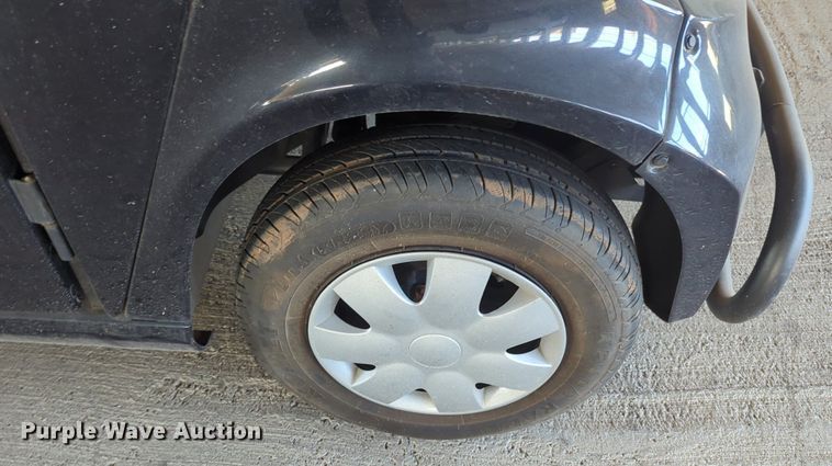 image for item NZ9415 2019 Polaris Gem E2 utility vehicle