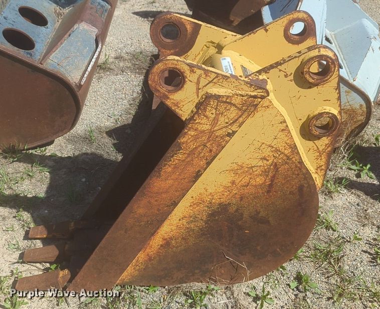 image for item NZ9518 Gannon excavator bucket