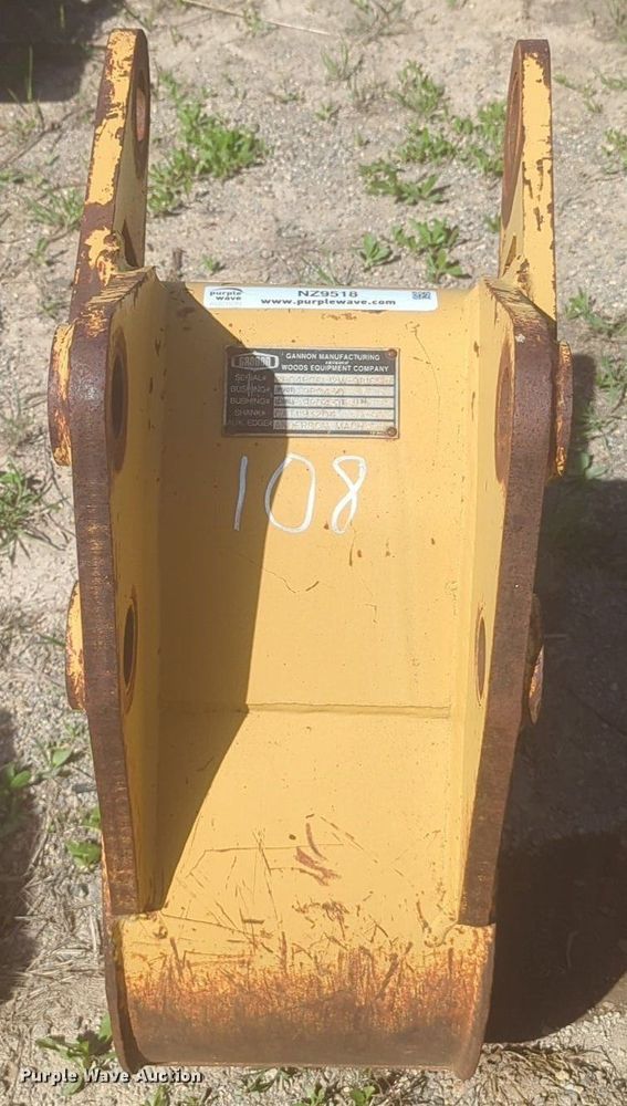 image for item NZ9518 Gannon excavator bucket