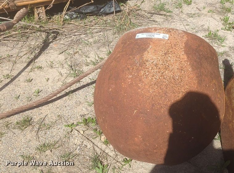 image for item NZ9521 Wrecking ball