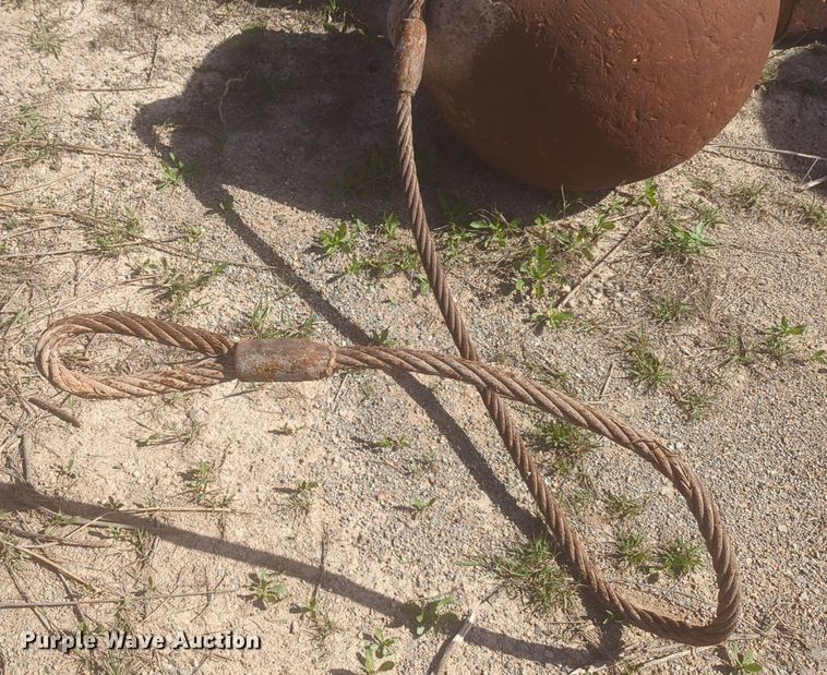 image for item NZ9521 Wrecking ball