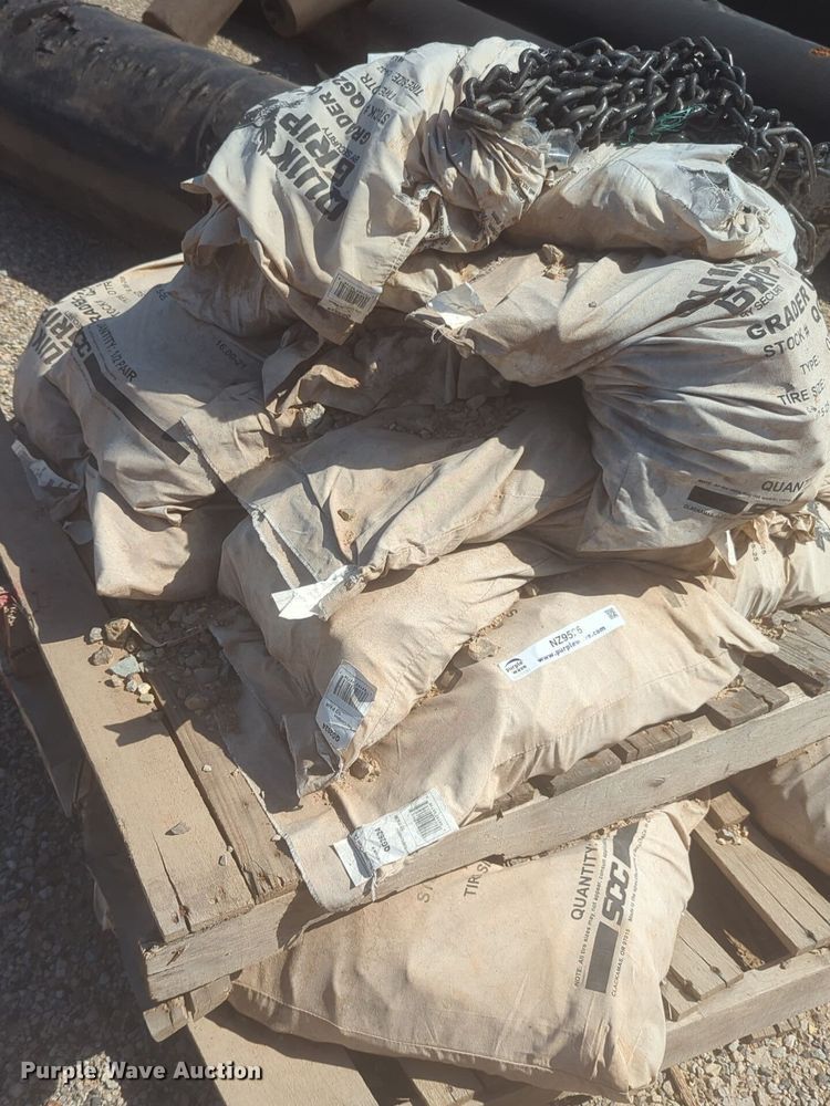 image for item NZ9526 Quick Grip grader chains