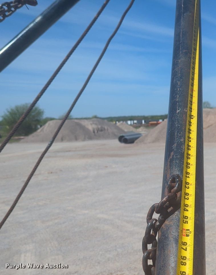 image for item NZ9532 1991 Ford F700 winch truck