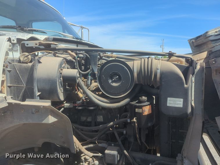 image for item NZ9532 1991 Ford F700 winch truck