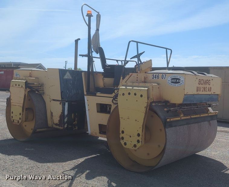 image for item NZ9533 1993 Bomag BW202AB double drum vibratory roller