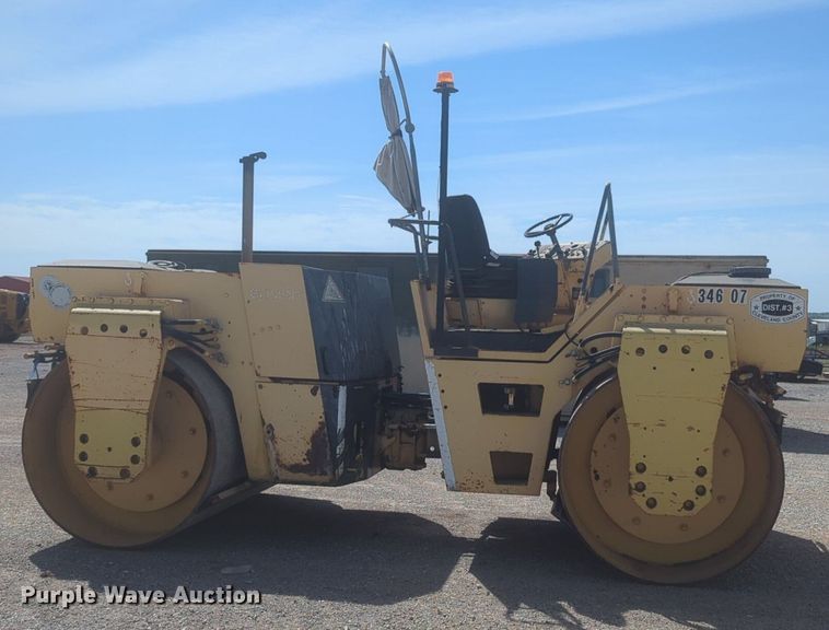 image for item NZ9533 1993 Bomag BW202AB double drum vibratory roller