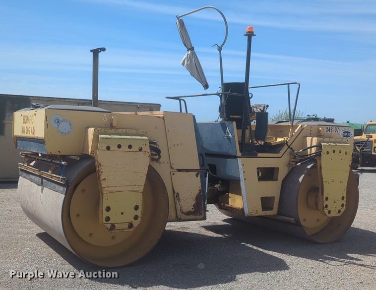 image for item NZ9533 1993 Bomag BW202AB double drum vibratory roller