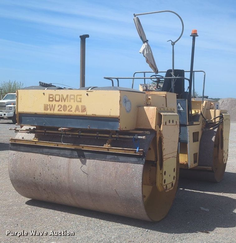 image for item NZ9533 1993 Bomag BW202AB double drum vibratory roller