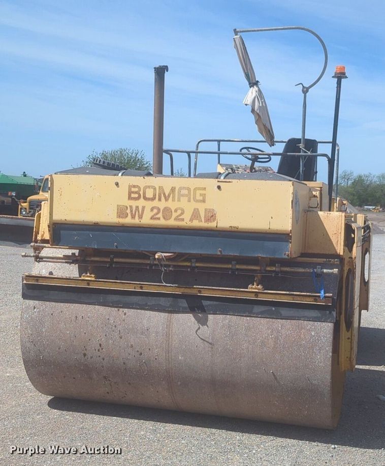 image for item NZ9533 1993 Bomag BW202AB double drum vibratory roller