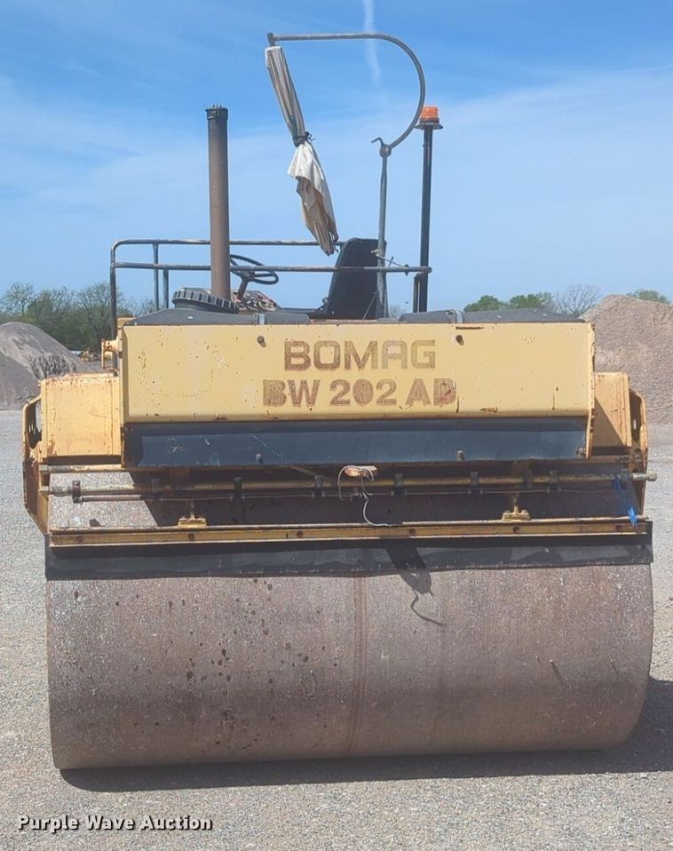 image for item NZ9533 1993 Bomag BW202AB double drum vibratory roller