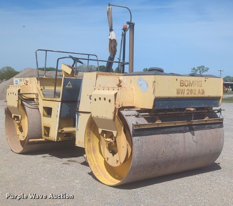 image for item NZ9533 1993 Bomag BW202AB double drum vibratory roller