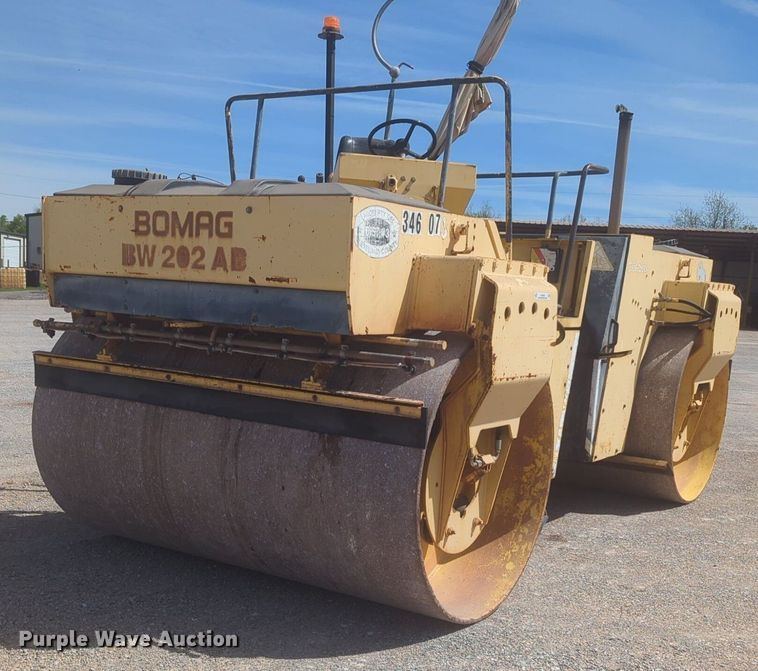 image for item NZ9533 1993 Bomag BW202AB double drum vibratory roller