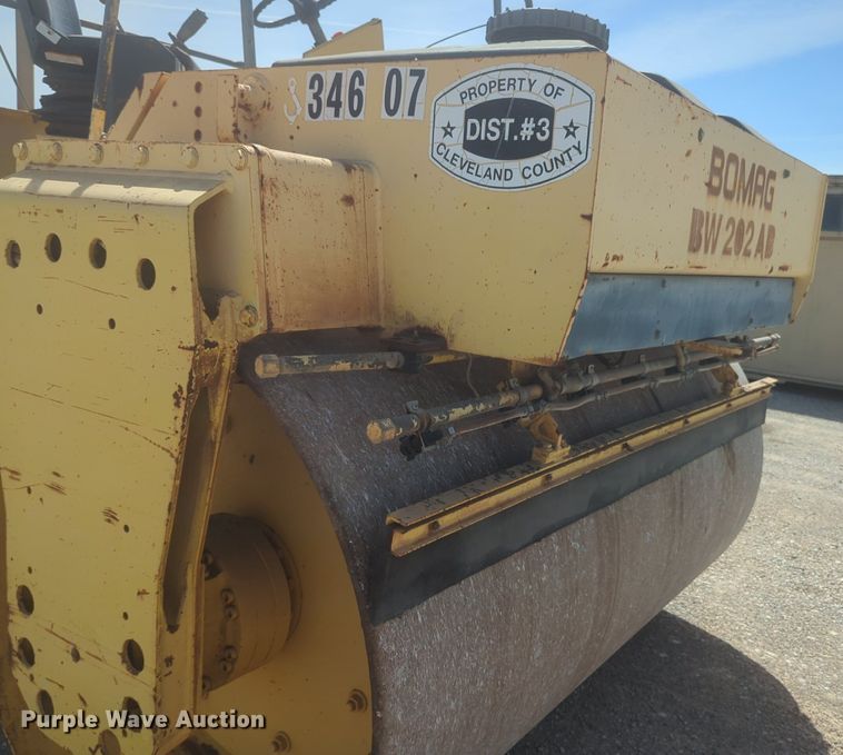 image for item NZ9533 1993 Bomag BW202AB double drum vibratory roller