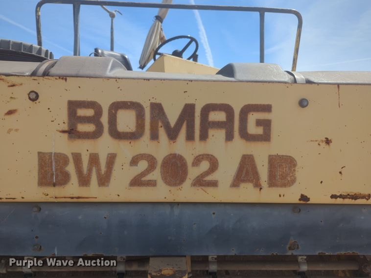 image for item NZ9533 1993 Bomag BW202AB double drum vibratory roller