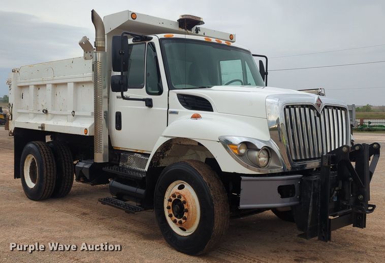 image for item NZ9537 2008 International 7300 dump truck