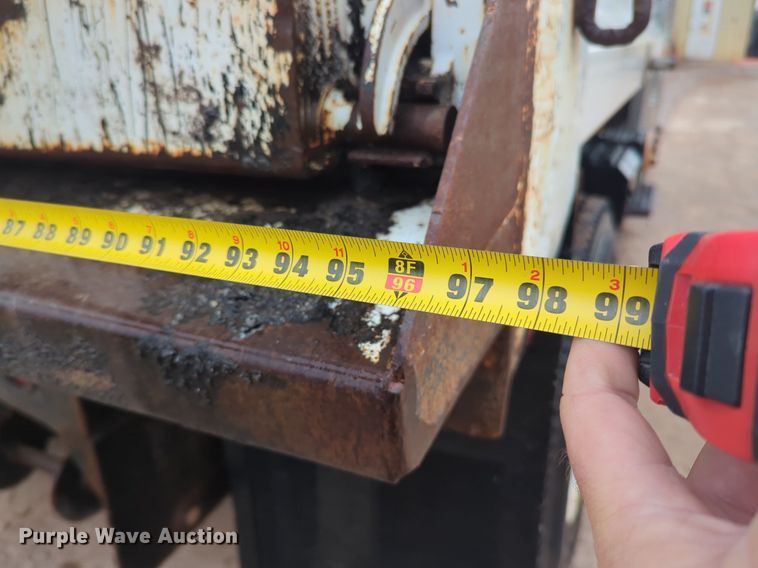 image for item NZ9537 2008 International 7300 dump truck