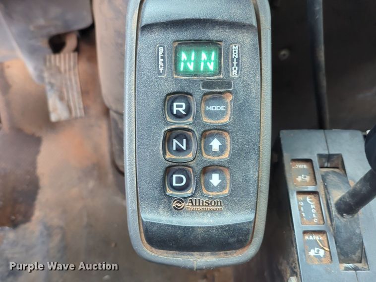 image for item NZ9537 2008 International 7300 dump truck