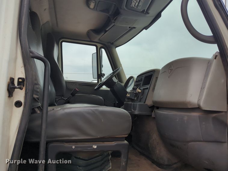 image for item NZ9537 2008 International 7300 dump truck