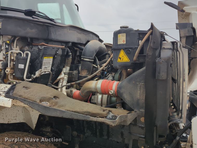 image for item NZ9537 2008 International 7300 dump truck