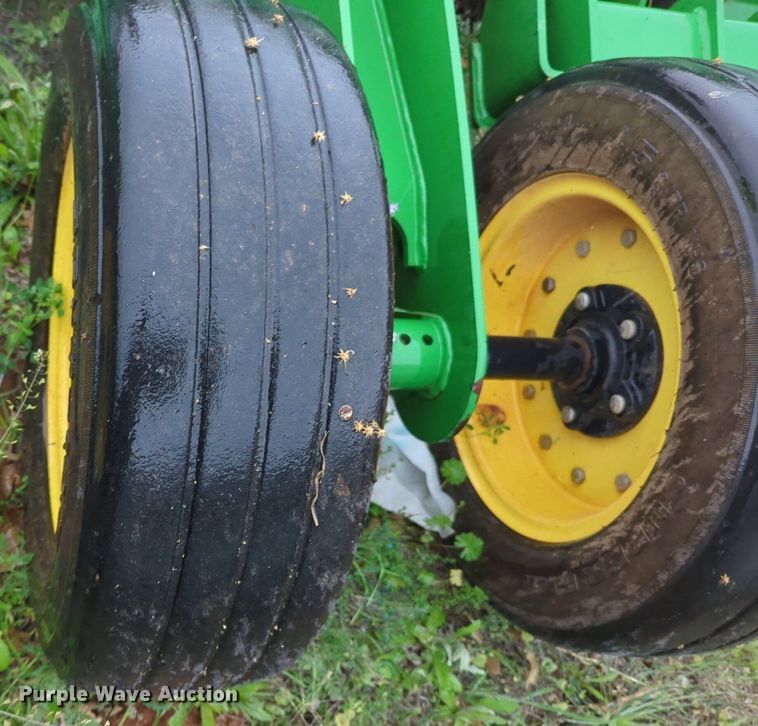image for item NZ9539 John Deere R15 batwing rotary mower